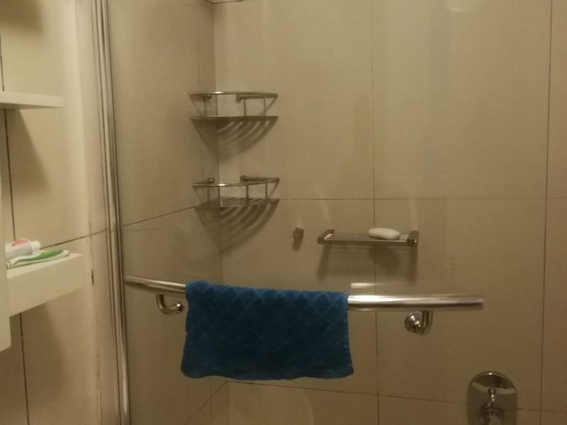 Affordable two  bedroom apartment for sale!! - Photo 10