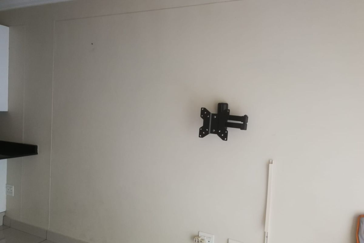 Affordable two  bedroom apartment for sale!! - Photo 5