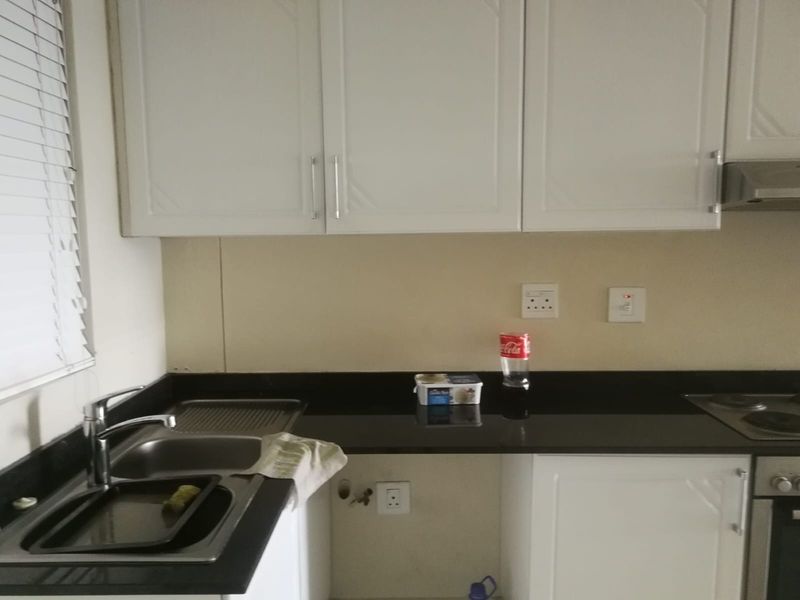 Affordable two  bedroom apartment for sale!! - Photo 6
