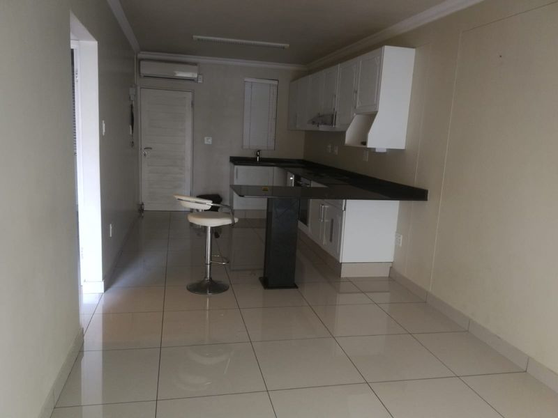 Affordable two  bedroom apartment for sale!! - Photo 4