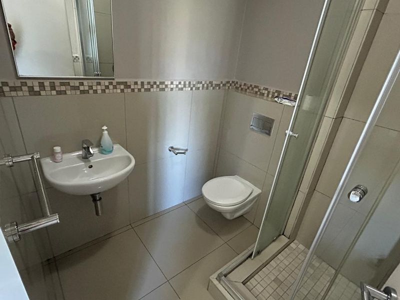 Modern 1 Bedroom Apartment – Comfortable & Convenient Living - Photo 8