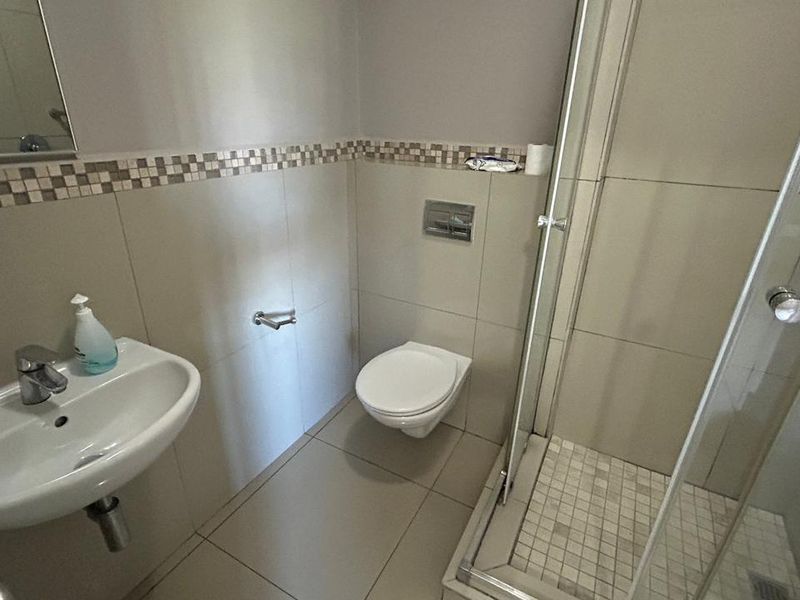 Modern 1 Bedroom Apartment – Comfortable & Convenient Living - Photo 9