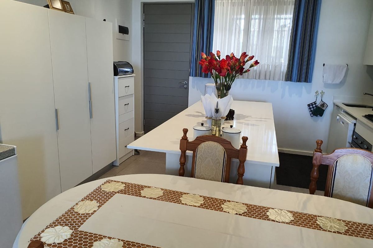 Unfurnished 2 Bedroom Apartment - To Le - Photo 5