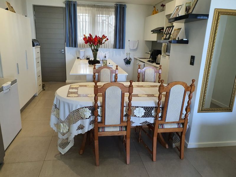 Unfurnished 2 Bedroom Apartment - To Le - Photo 3
