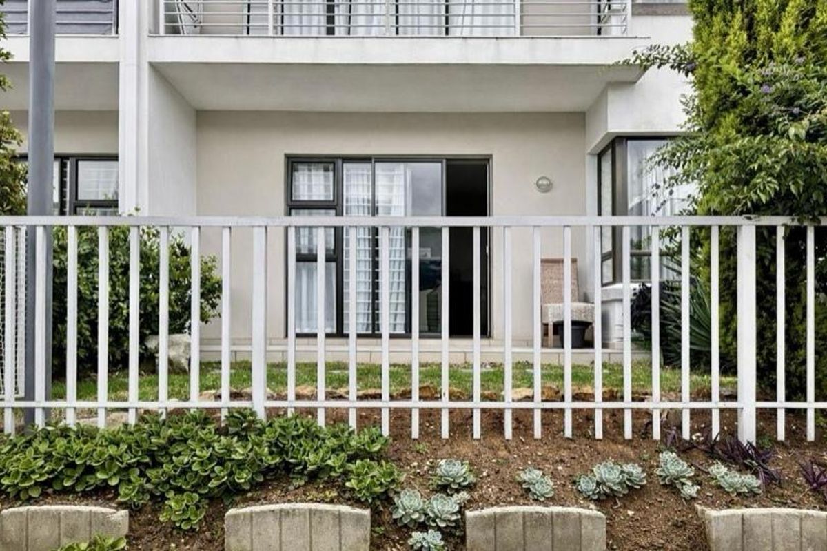 3 BEDROOM GARDEN UNIT FOR SALE IN BROADACRES FOURWAYS - Photo 3