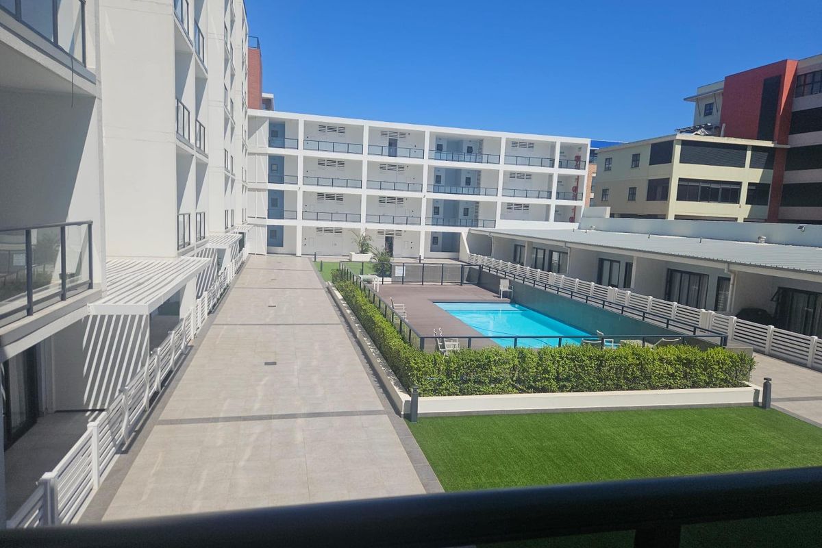 Modern Ground Floor 1 Bedroom + Loft Apartment for Sale in Summer Ridge - Photo 3