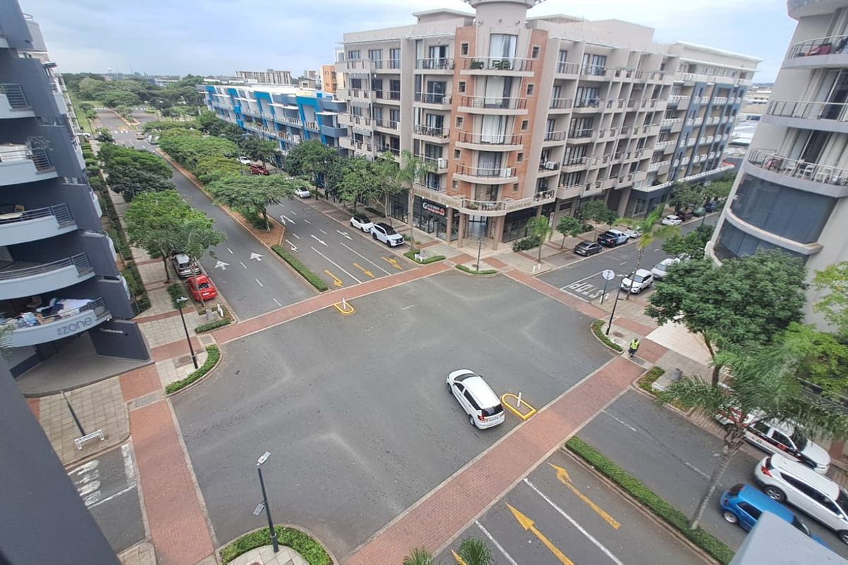 Prime Property presents 7 On Millennium boulevard apartment for rent - Photo 3