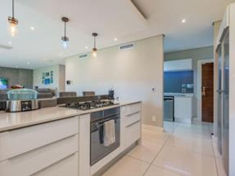 4 Bedroom Townhouse for Sale in Izinga Ridge. - Photo 4