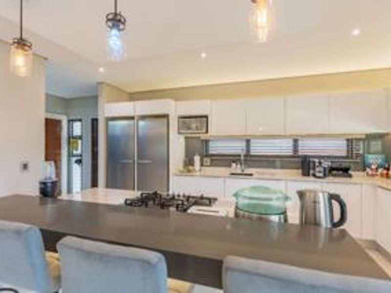 4 Bedroom Townhouse for Sale in Izinga Ridge. - Photo 6
