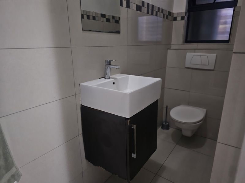 Prime Property presents - fully furnished - Photo 8