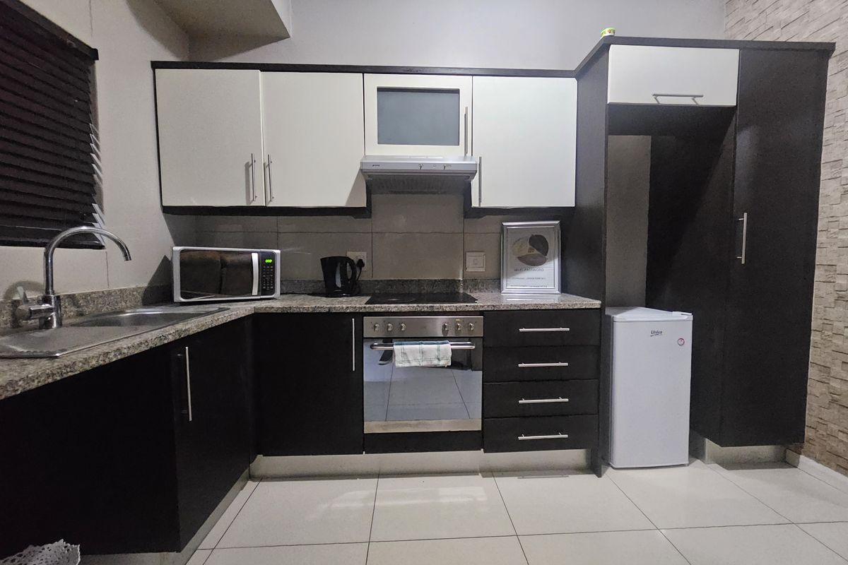 Prime Property presents - fully furnished - Photo 3