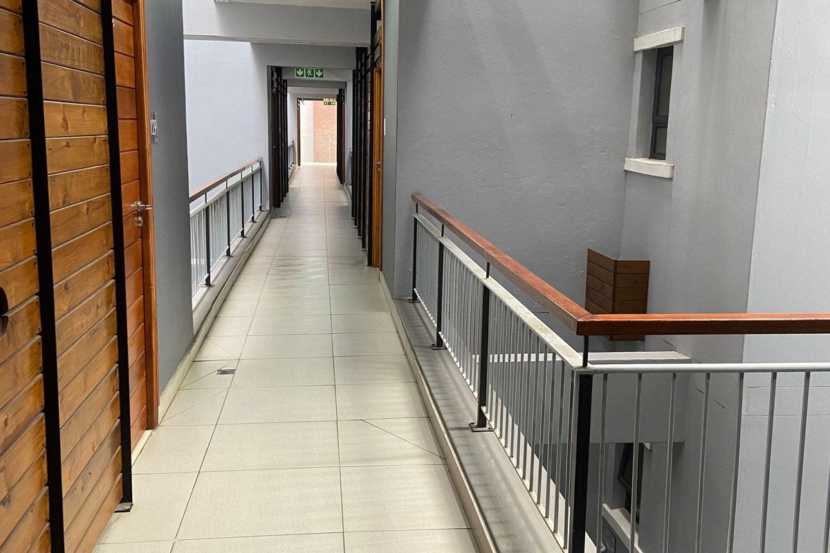 Modern 3 -Bedroom Apartment to Rent-Park Avenue Umhlanga - Photo 2