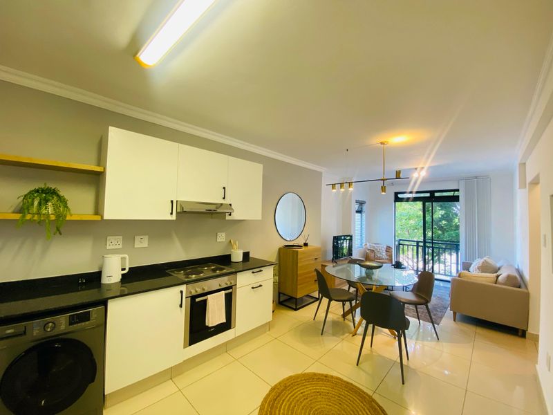 Prime  Property Presents A Stunning Two Bedroom Apartment Situated In Umhlanga Ridge For Sale - Photo 3