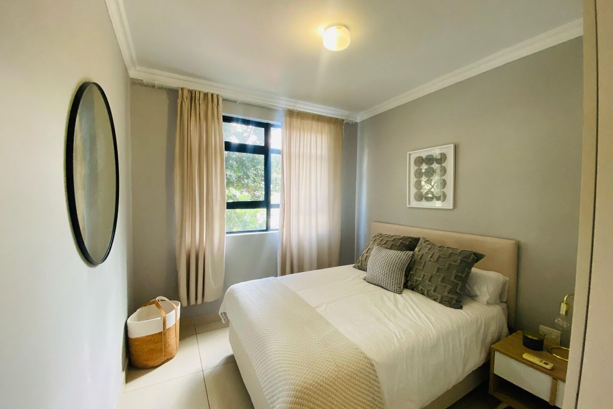 Prime  Property Presents A Stunning Two Bedroom Apartment Situated In Umhlanga Ridge For Sale - Photo 5