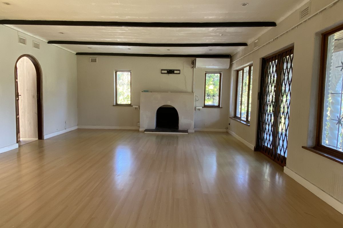 5 Bedroom House For Sale In Westville - Photo 4