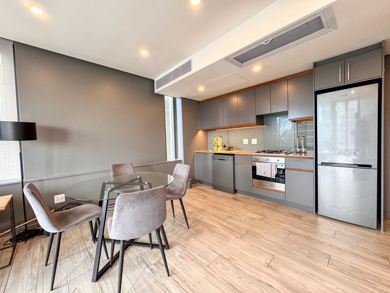 Elegant 2-Bedroom Apartment in Umhlanga Arch- For Rent - Photo 3