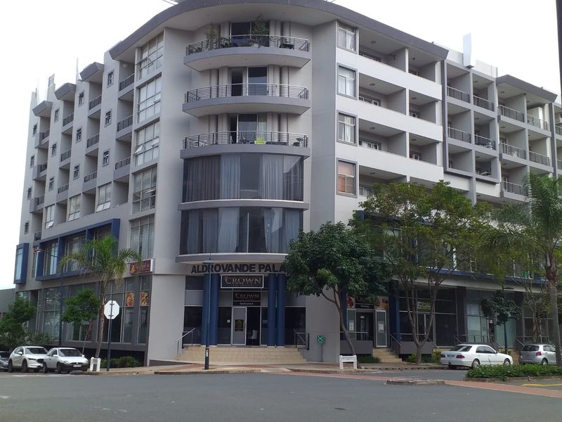 Prime  Property Presents A Stunning One  Bedroom Apartment Situated In Umhlanga Ridge - Photo 2