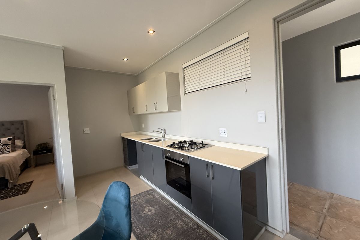 Luxury 2 Bed 2 Bath Apartment in the Ocean Club in Zimbali Lakes Resort - Photo 4