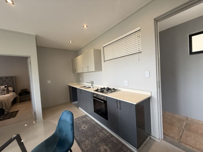 Luxury 2 Bed 2 Bath Apartment in the Ocean Club in Zimbali Lakes Resort - Photo 4