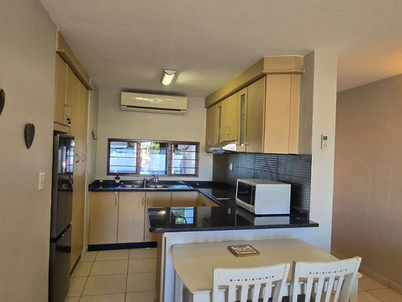 2 Bedroom 2 Bathroom Apartment For Sale- Umhlanga Central - Photo 5