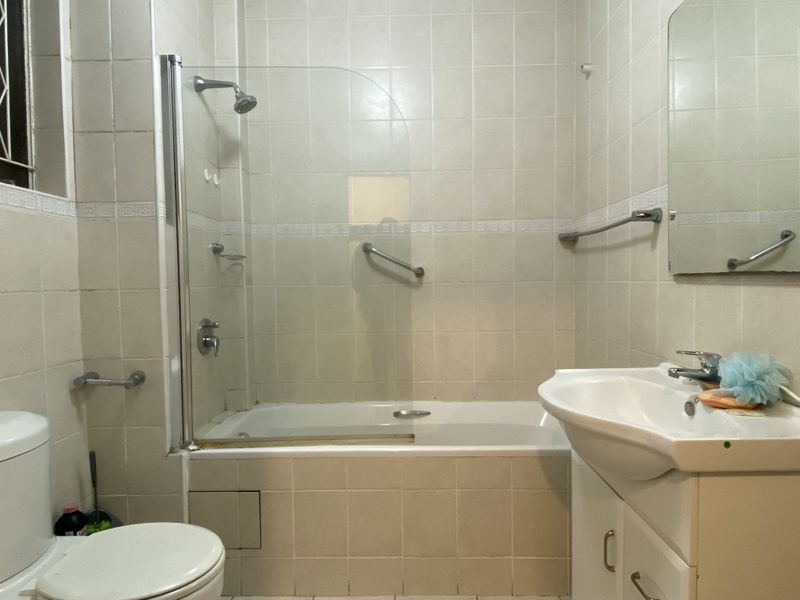1 Bedroom Apartment For Sale In Essenwood - Photo 6