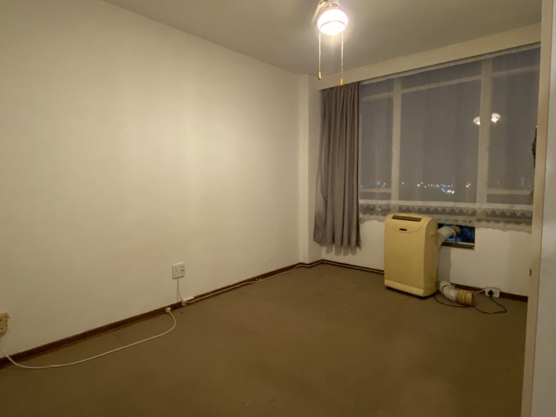 1 Bedroom Apartment For Sale In Essenwood - Photo 3