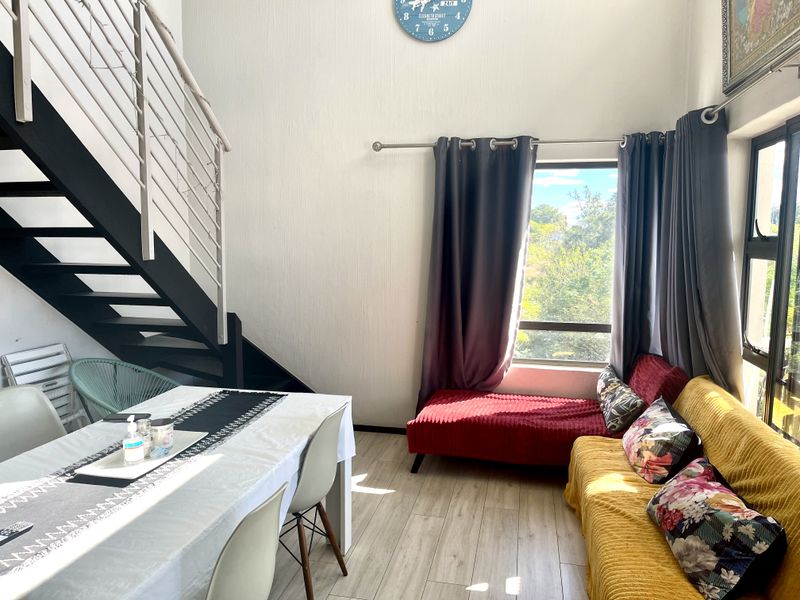 3 Bedrooms PLUS Loft Penthouse. - Photo 3