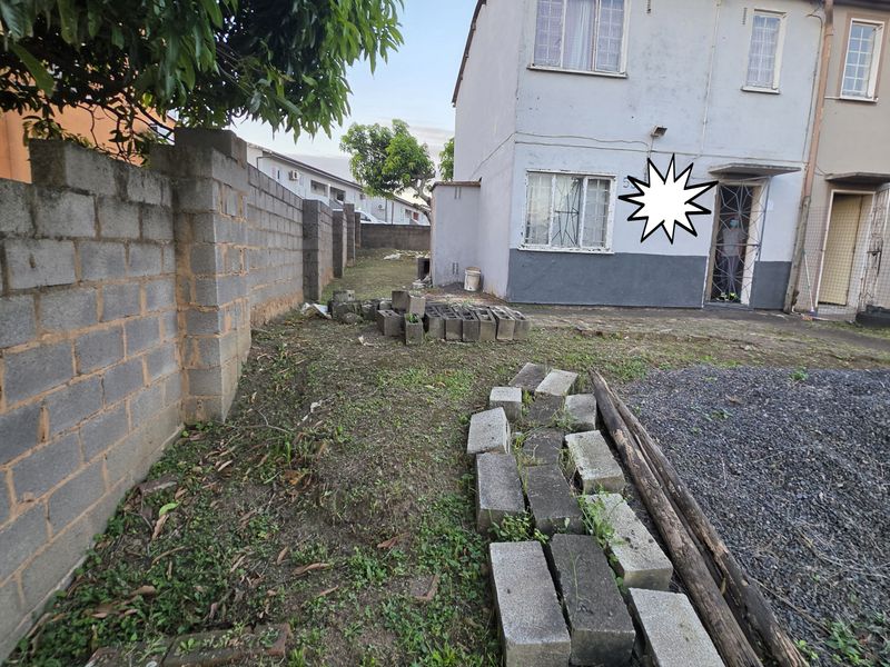 Corner Plot on Main Road with Approved Building Plans - Photo 1