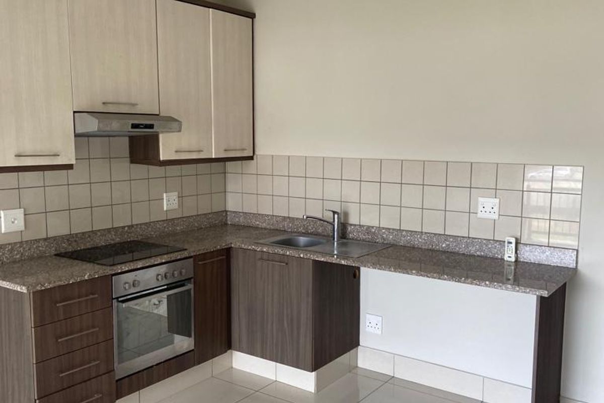 Modern, secured  one bed unit to let - Photo 4