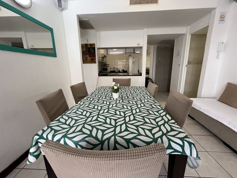 Fully Furnished Elegant Beachfront Investment Apartment with Direct Beach Access in Umhlanga Rocks - Photo 10