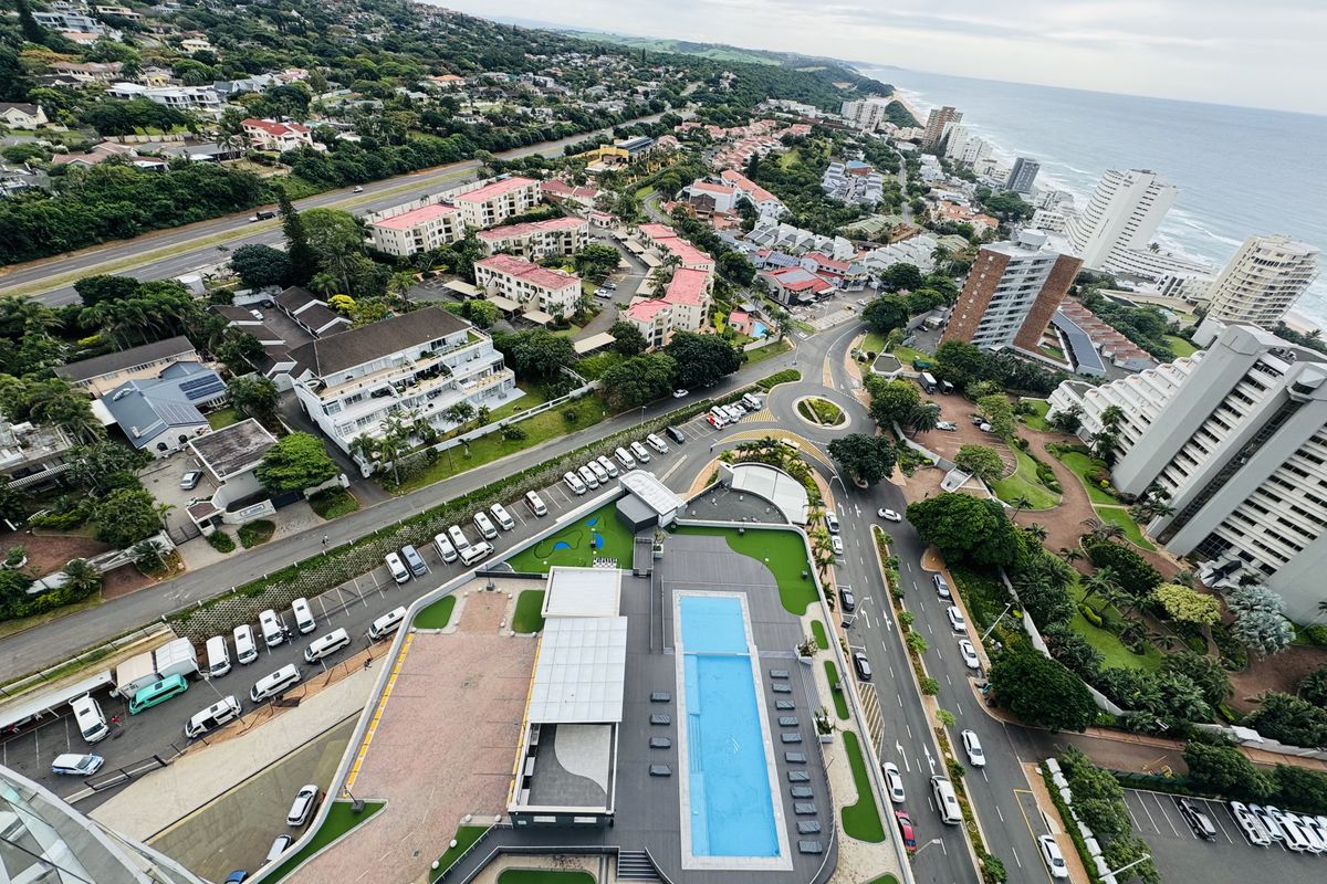 2 bedroom apartment for rent in umhlanga at the Oceans residence - Photo 2