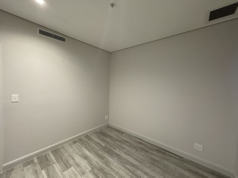 2 bedroom apartment for rent in umhlanga at the Oceans residence - Photo 10