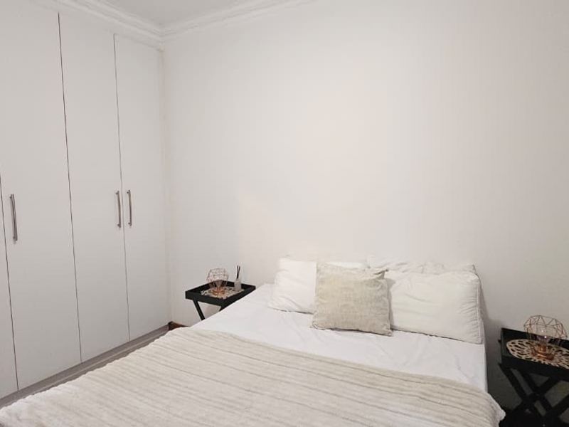 Unfurnished two bedroom to rent - Photo 9