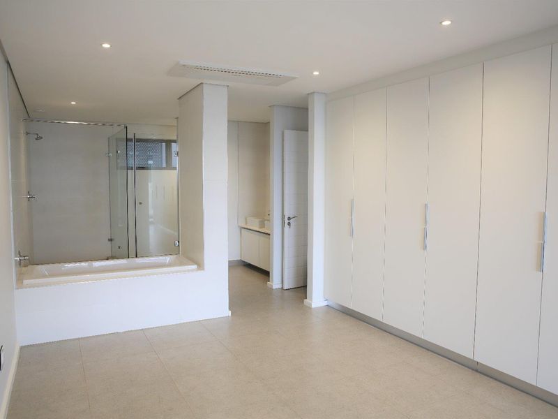 Unfurnished 2 Bedroom 2 Bathroom Apartment - Photo 8