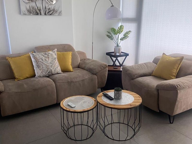 Two Bedroom Two Bathroom - Furnished Apartment - Photo 6