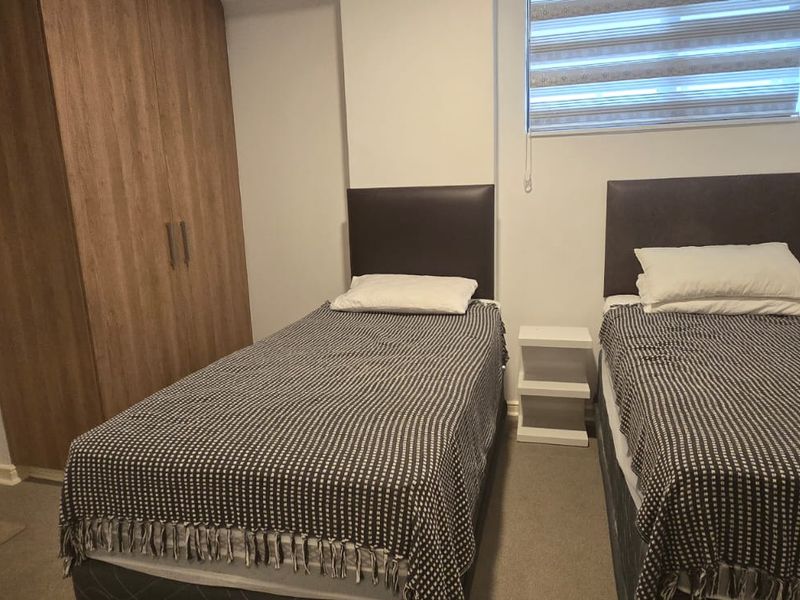 Furnished Two Bedroom Two Bathroom Apartment -To Let - Photo 7