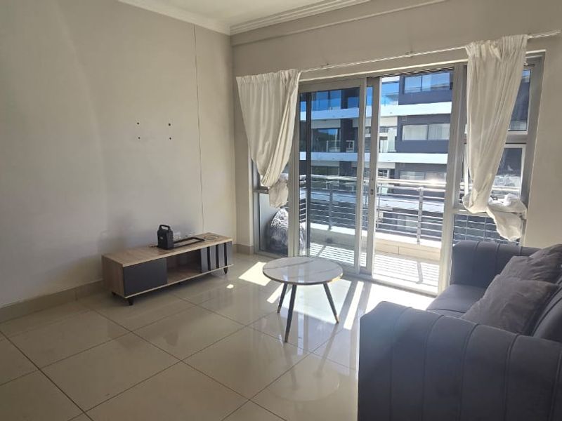 Prime Property - Two bedroom - Photo 4