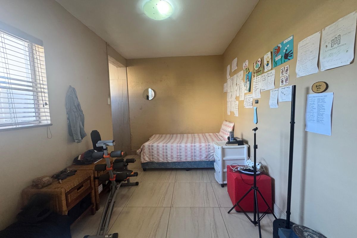 Spacious 4-Bedroom Duplex for Rent. - Photo 4