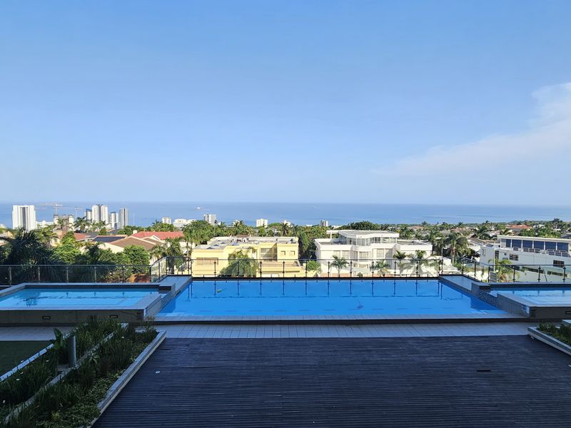 Stylish Fully Furnished 2-Bed, 2-Bath Apartment — One on Herrwood, Umhlanga Ridge - Photo 1