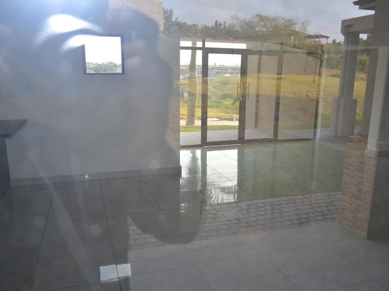 Spacious 4-Bedroom House For Sale. - Photo 8