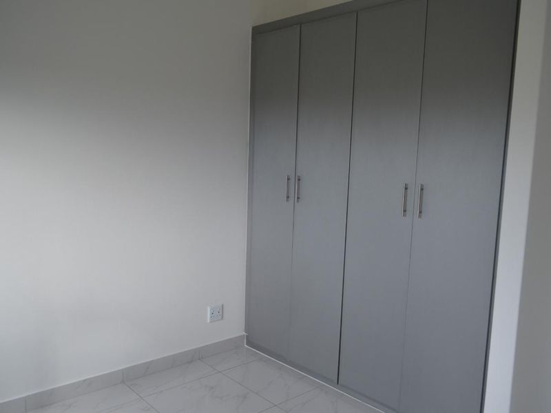 Spacious 4-Bedroom House For Sale. - Photo 7