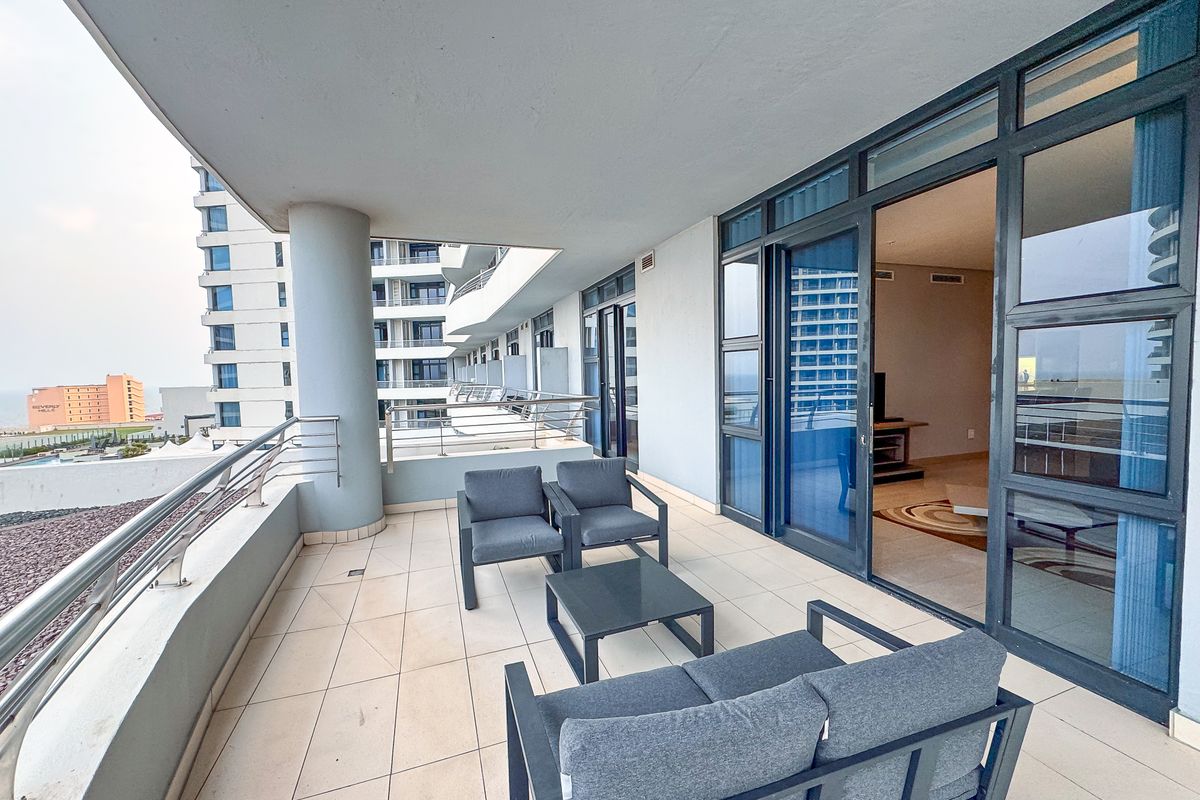 Luxury Coastal Living | Spacious 3 Bed 3 Bath Apartment at Pearls - Photo 5