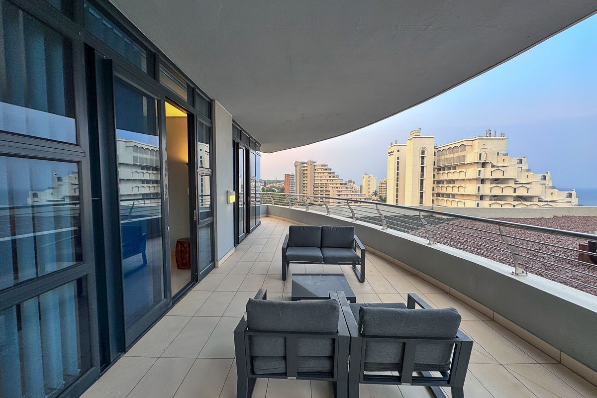Luxury Coastal Living | Spacious 3 Bed 3 Bath Apartment at Pearls - Photo 3
