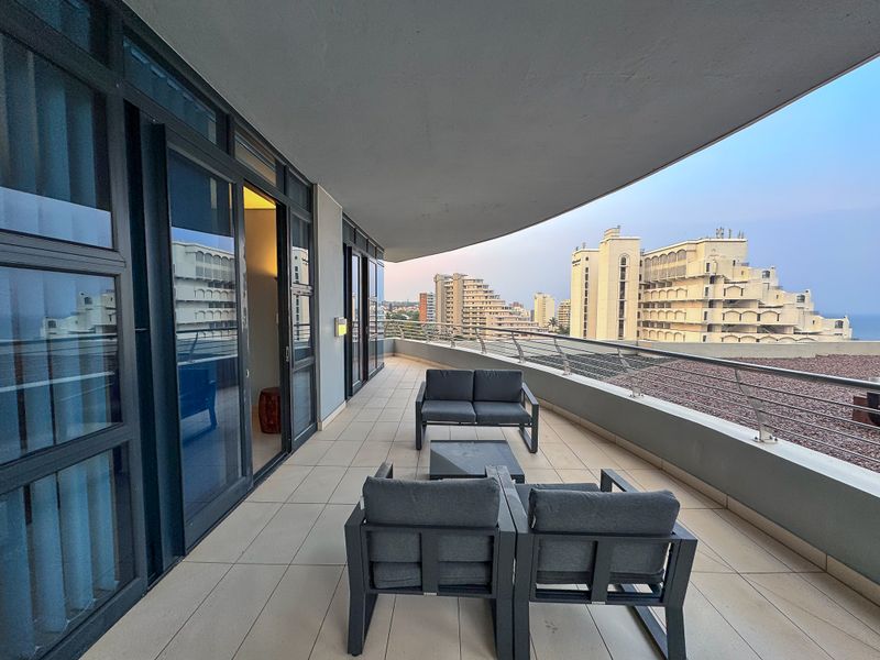 Luxury Coastal Living | Spacious 3 Bed 3 Bath Apartment at Pearls - Photo 3