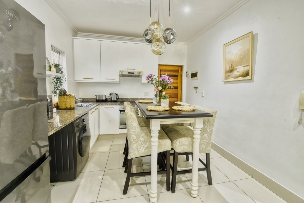 Furnished Two  bedroom for Rental - Photo 3
