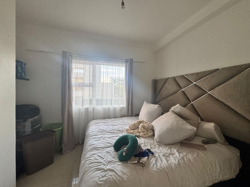 Spacious 2-Bedroom Apartment For Sale. - Photo 4