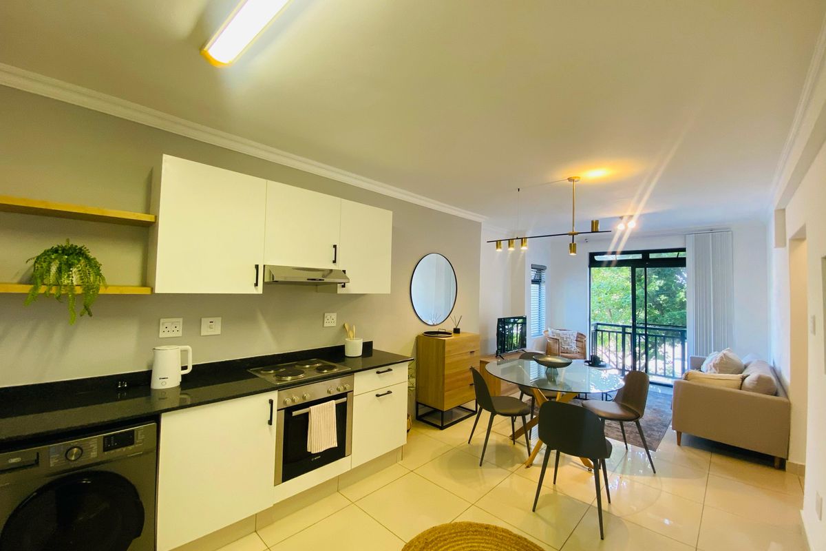 Prime  Property Presents A Stunning Two Bedroom Apartment Situated In Umhlanga Ridge For Sale - Photo 2