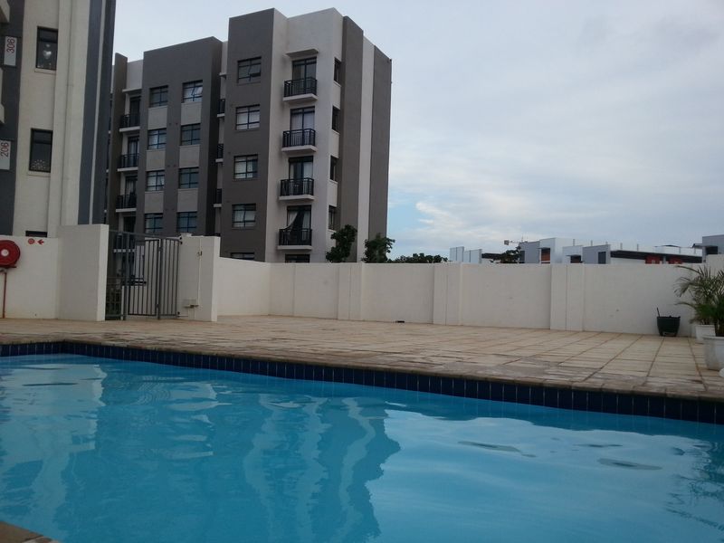 Prime  Property Presents A Stunning Two Bedroom Apartment Situated In Umhlanga Ridge For Sale - Photo 1