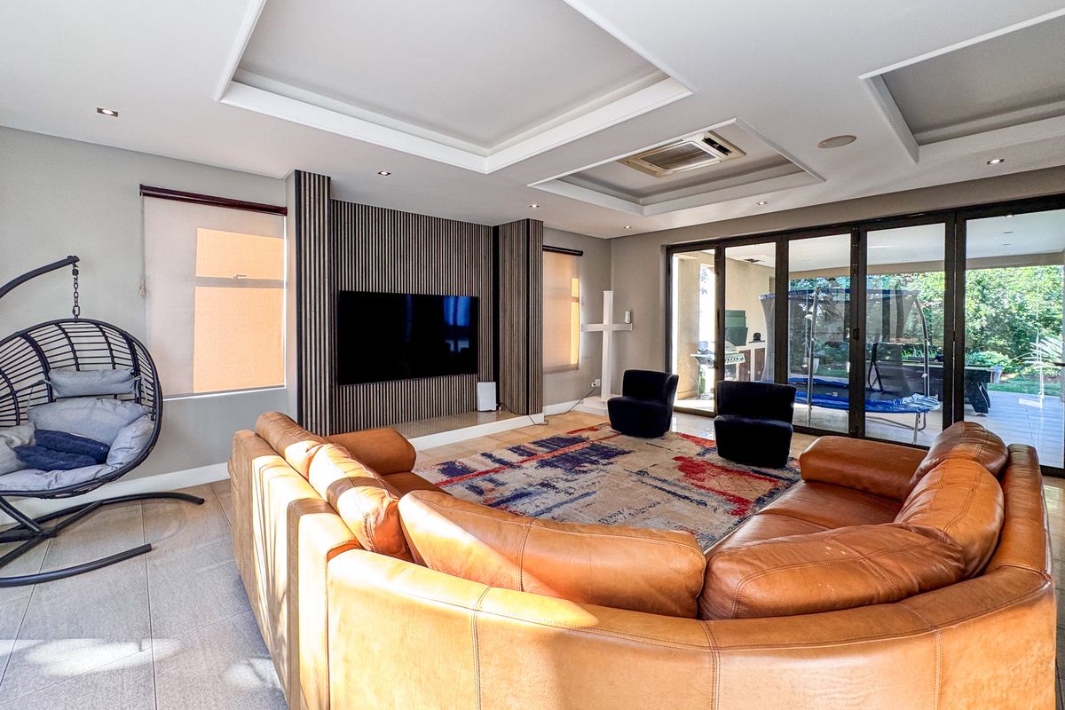House For Sale In Umhlanga - Photo 3