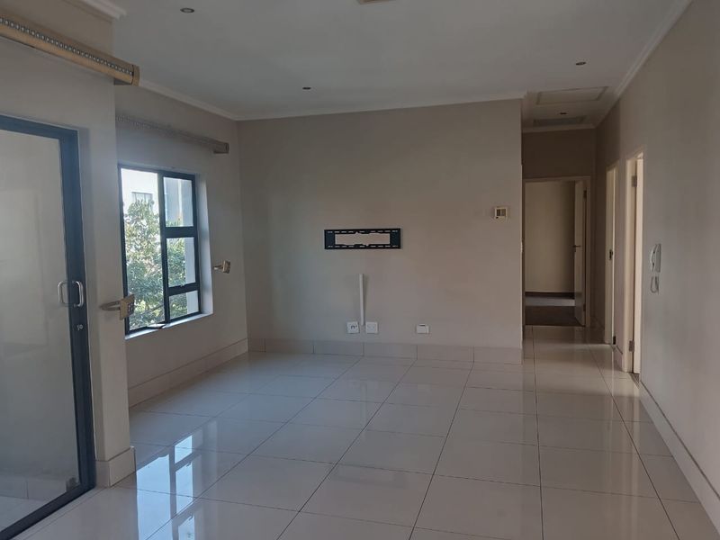 Prime  Property Presents A Stunning Three  Bedroom Apartment Situated In Umhlanga - Photo 7